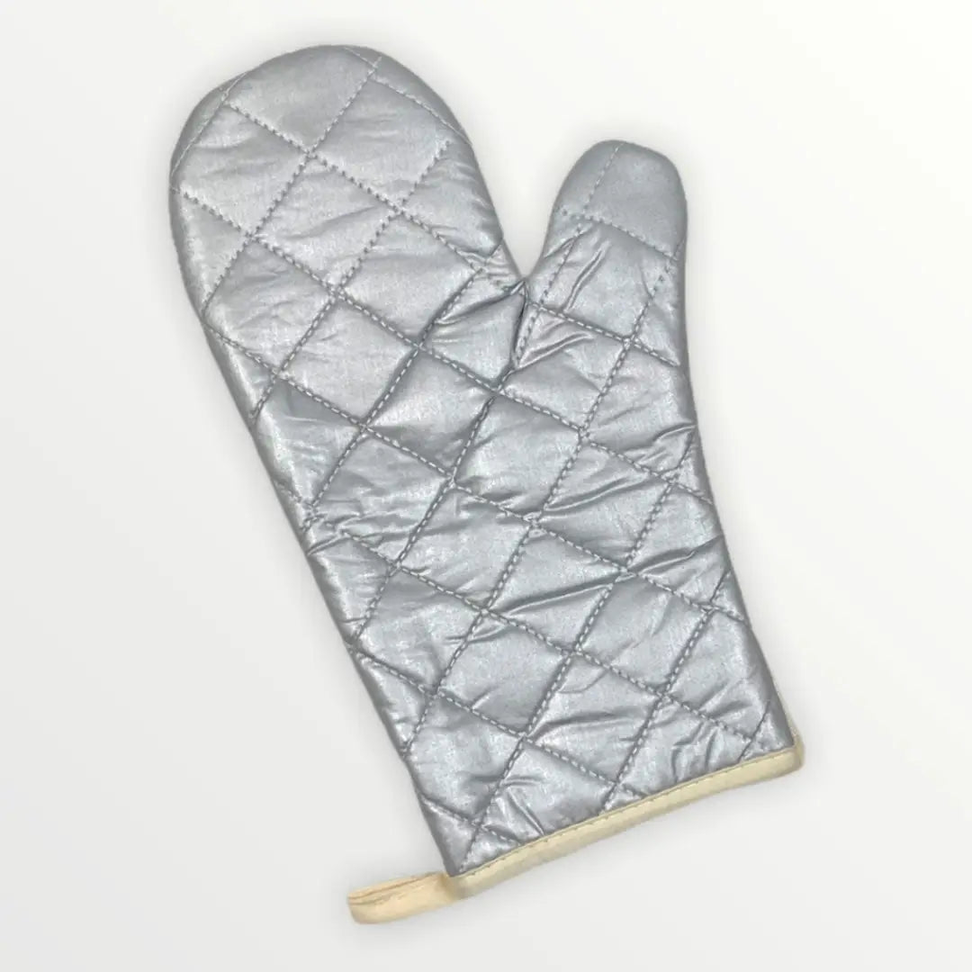 cats oven mitt back